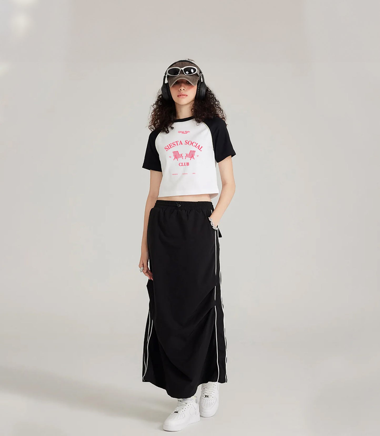 Siesta social club Women's Vintage Cropped Tee
