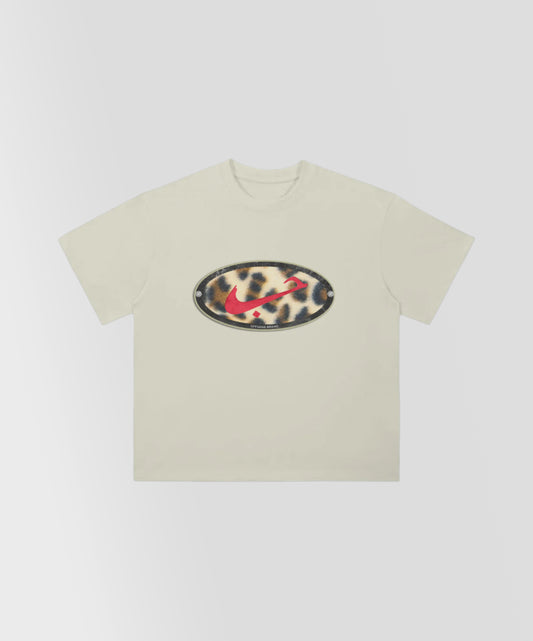 HUBB LOVE ARABIC LEO TEE IN MILK APRICOT