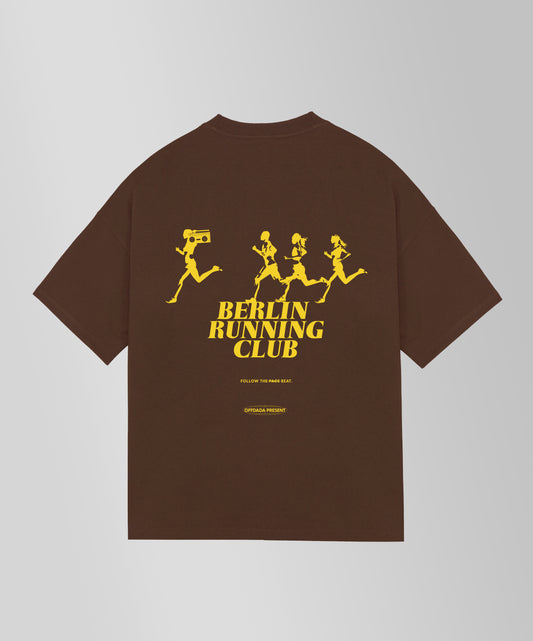 BERLIN RUNNING CLUB TEE IN COFFEE