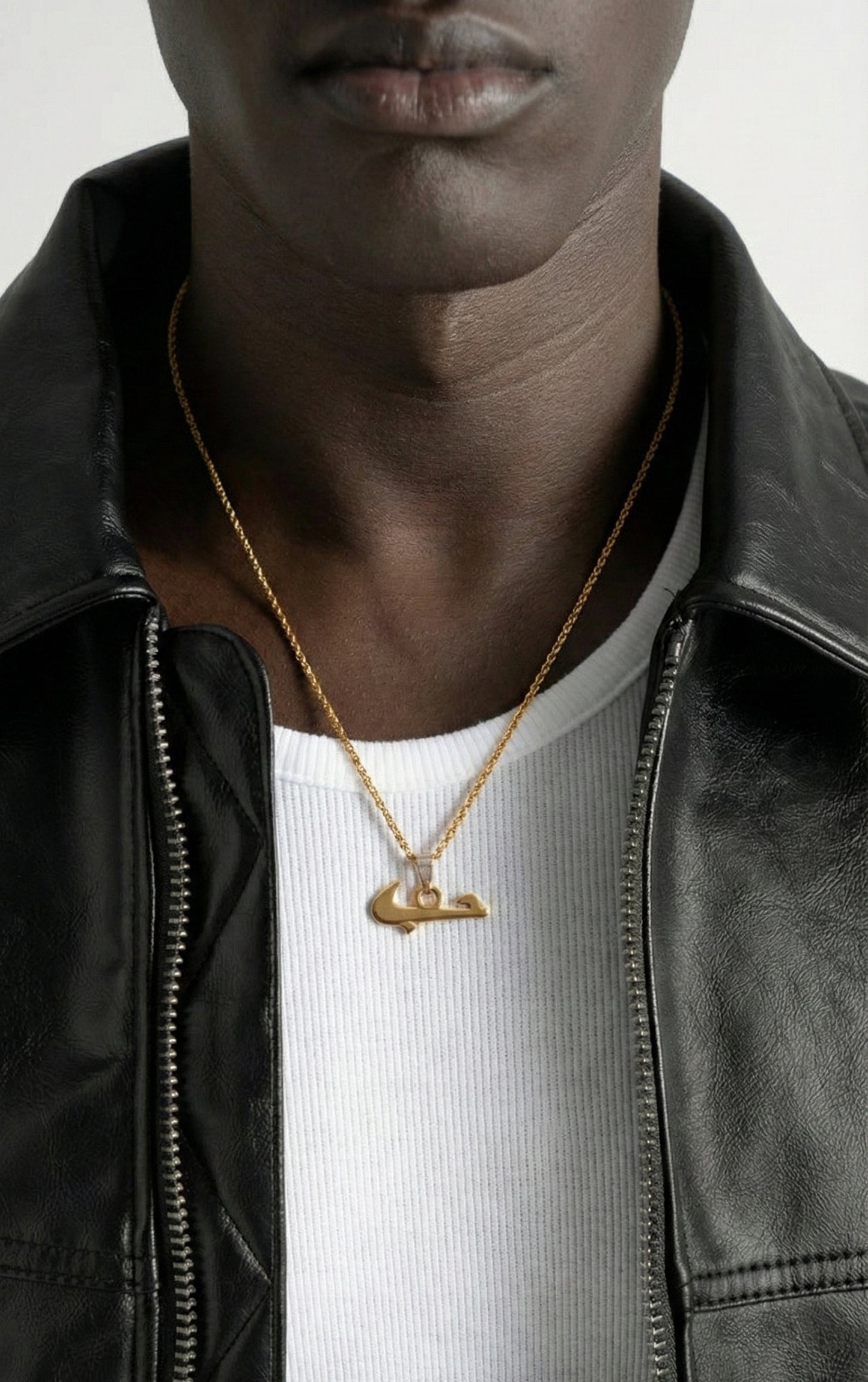 Limited Edition Hubb Love ''Arabic'' Necklace in Gold