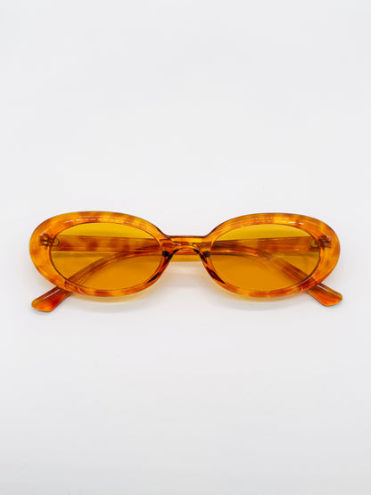 VALENCIA CAT EYE SUNGLASSES IN ORANGE