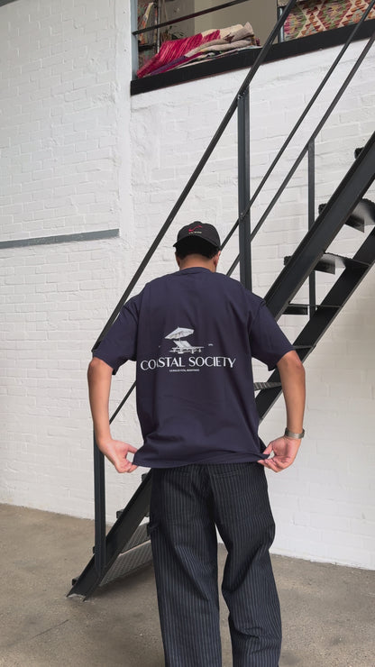 COASTAL SOCIETY TEE IN NAVY BLUE